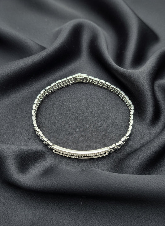 Classic Crest Men’s Silver Bracelet