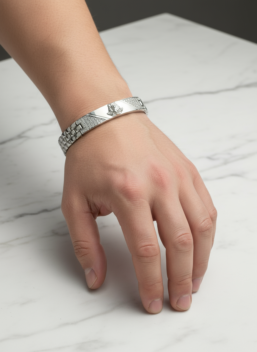 Sovereign Plate Men’s Silver Bracelet