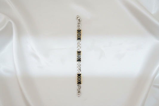 Arrow Crest Men’s Silver Bracelet