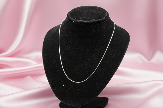 Sleek Serene Chain