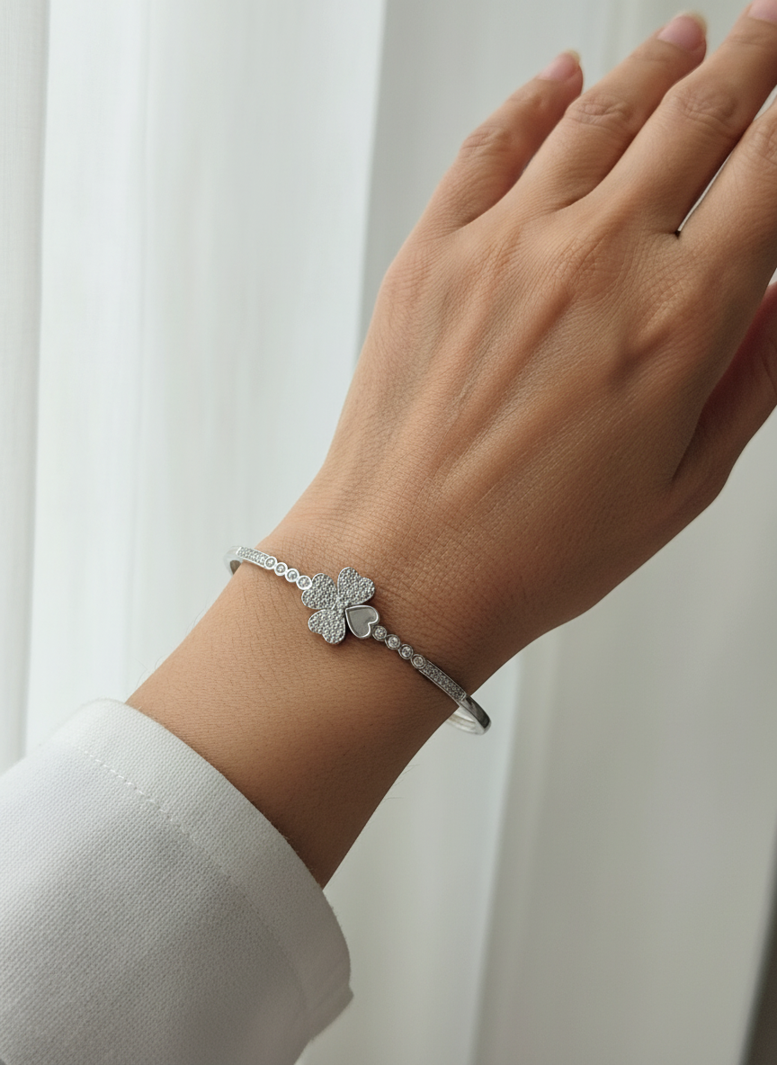 Clover Amour Silver Kada