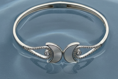 Eterna Curl Silver Kada