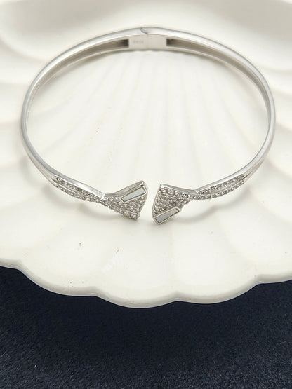 Aurora V-Edge Silver Kada