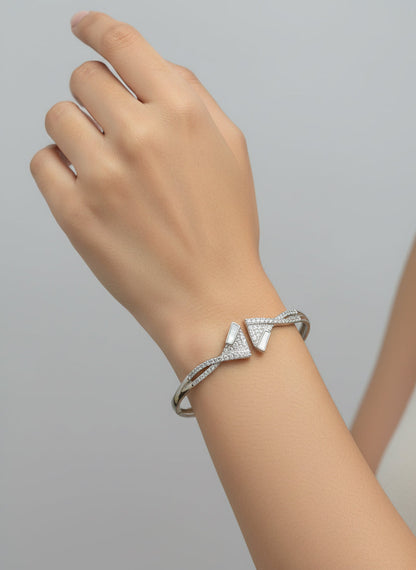 Aurora V-Edge Silver Kada