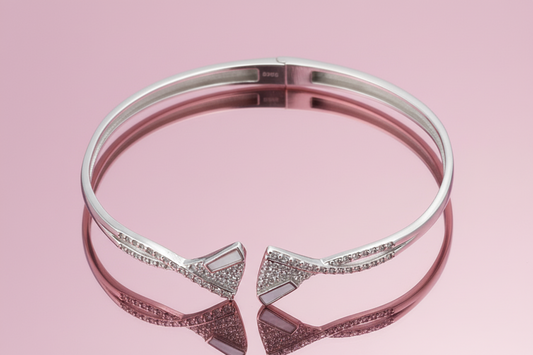 Aurora V-Edge Silver Kada