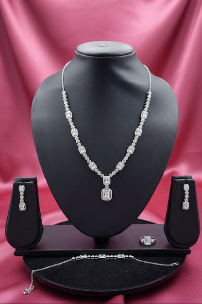 Celestia Royale  Silver Jewellery Set