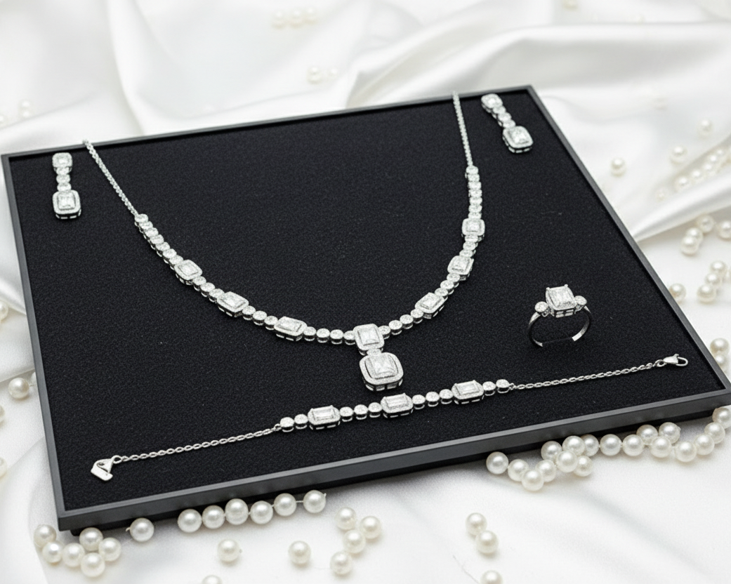 Celestia Royale  Silver Jewellery Set