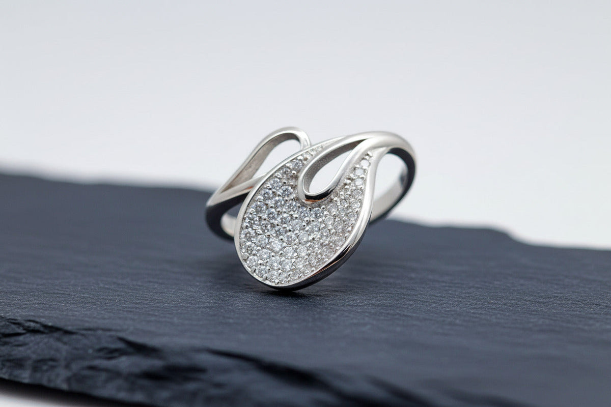 Silver Serene Swirl Silver Ring
