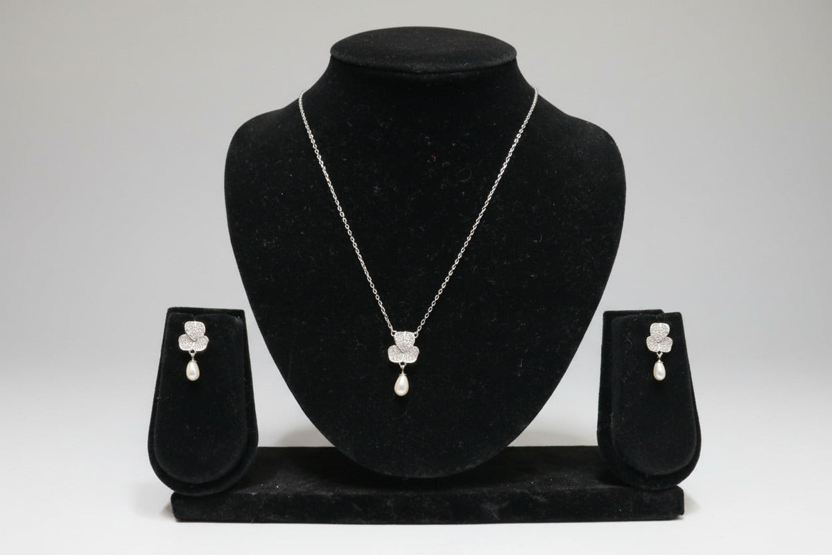 Pearl Blossom Sparkle Set