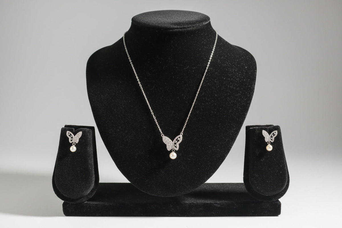Silver Flutter Pearl Set