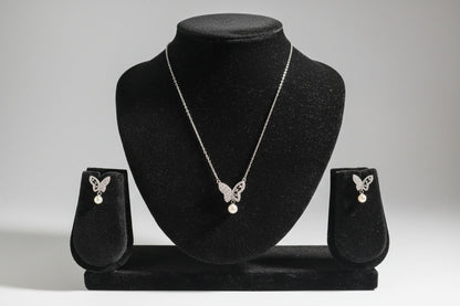 Silver Flutter Pearl Set