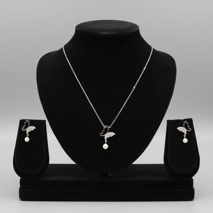 Twin Butterfly Pearl Charm Set
