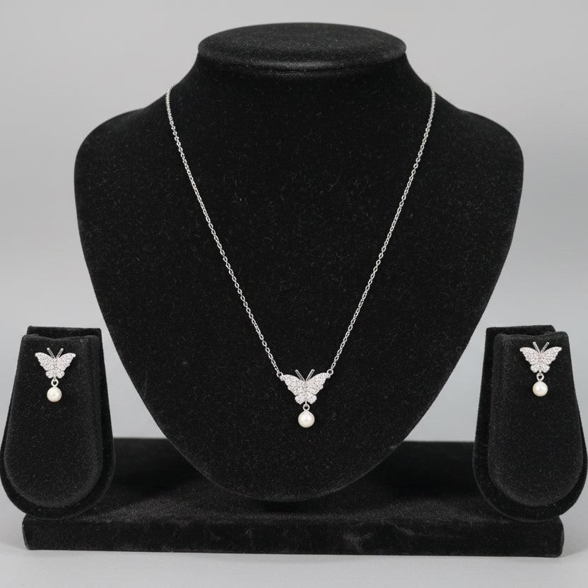 Crystal Butterfly Pearl Set