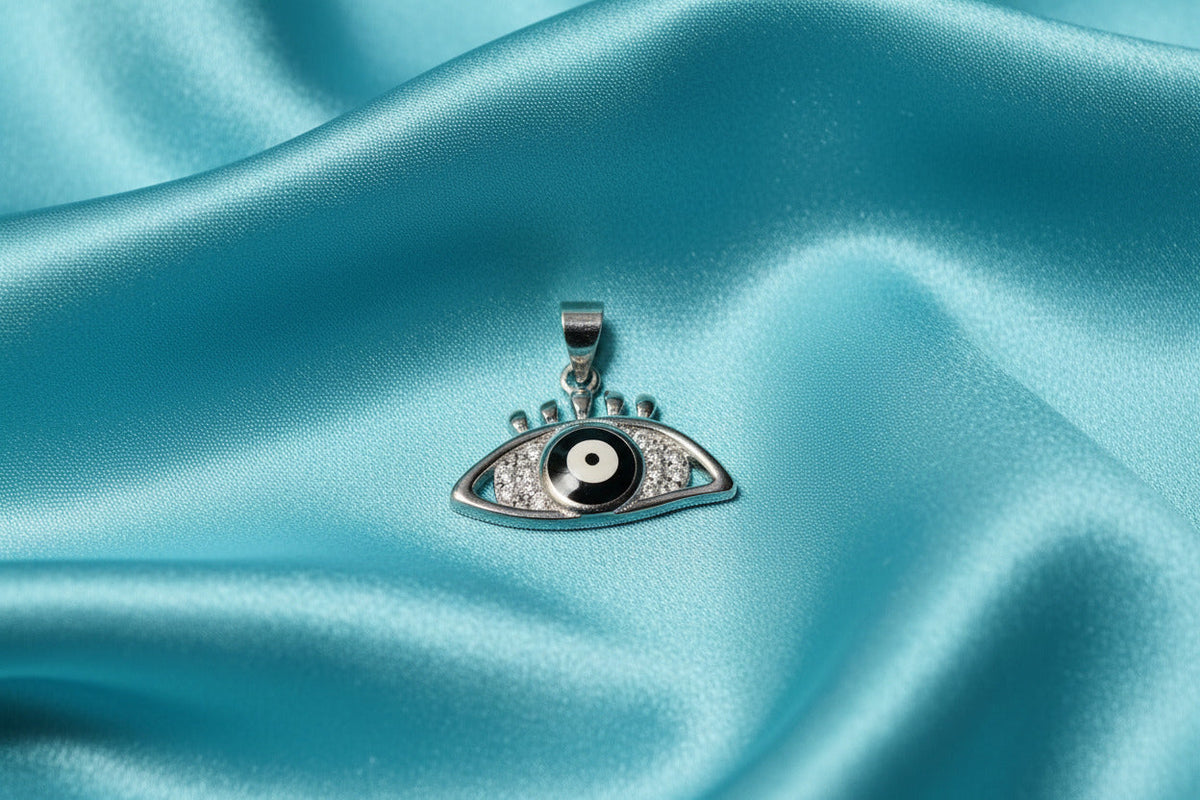 Noir Guardian Lash Pendant