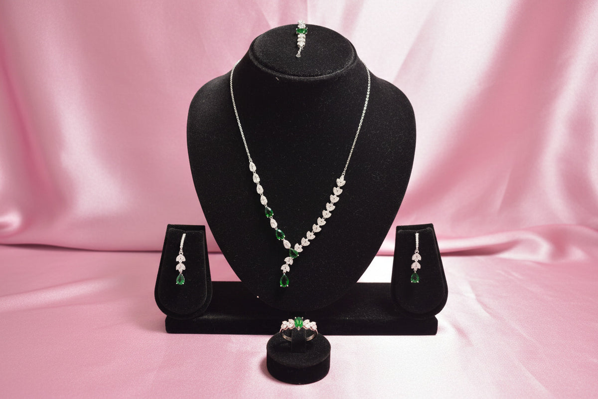 Emerald Vine Elegance Set