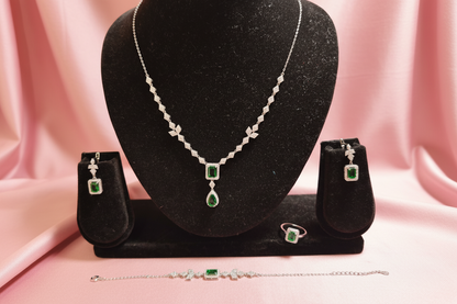 Emerald Royale Drop Set