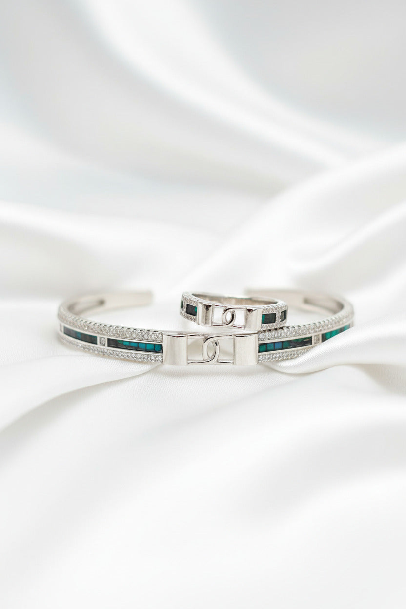 Emerald Lock Luxe Ring & Bracelet Set