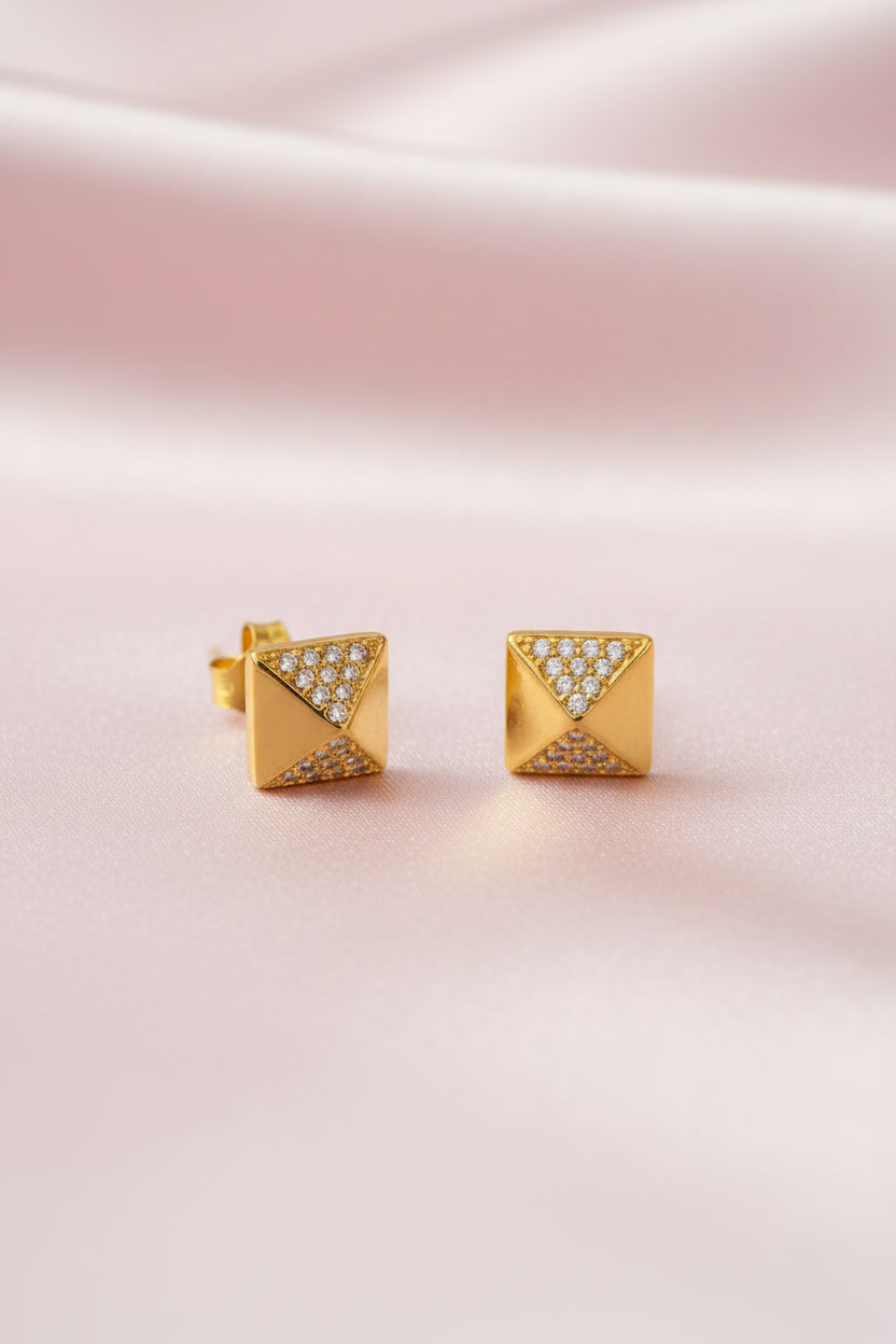 Celeste Corner Studs
