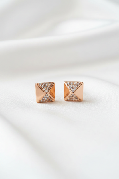 Celeste Corner Studs