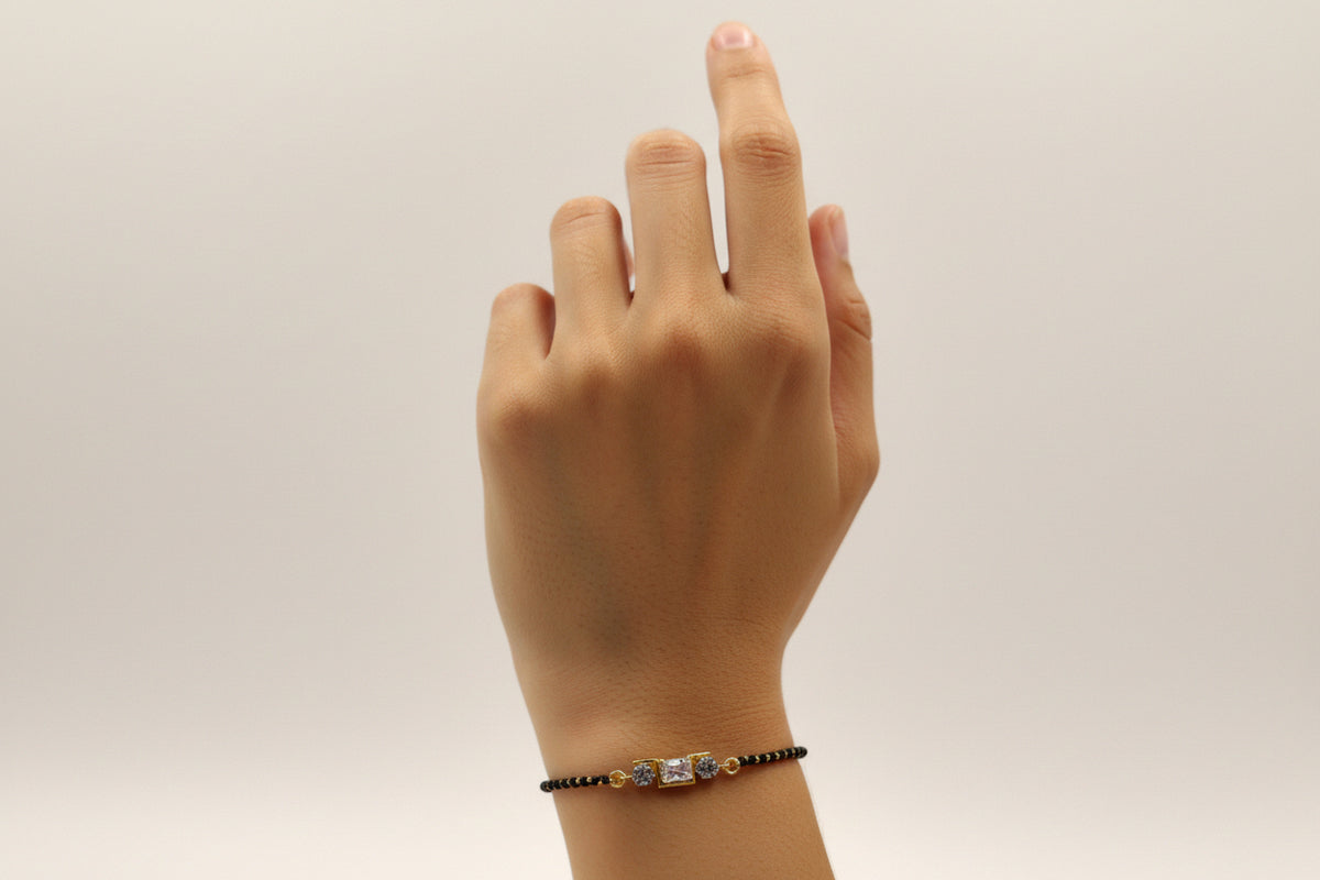 Noir Crystal Link Bracelet