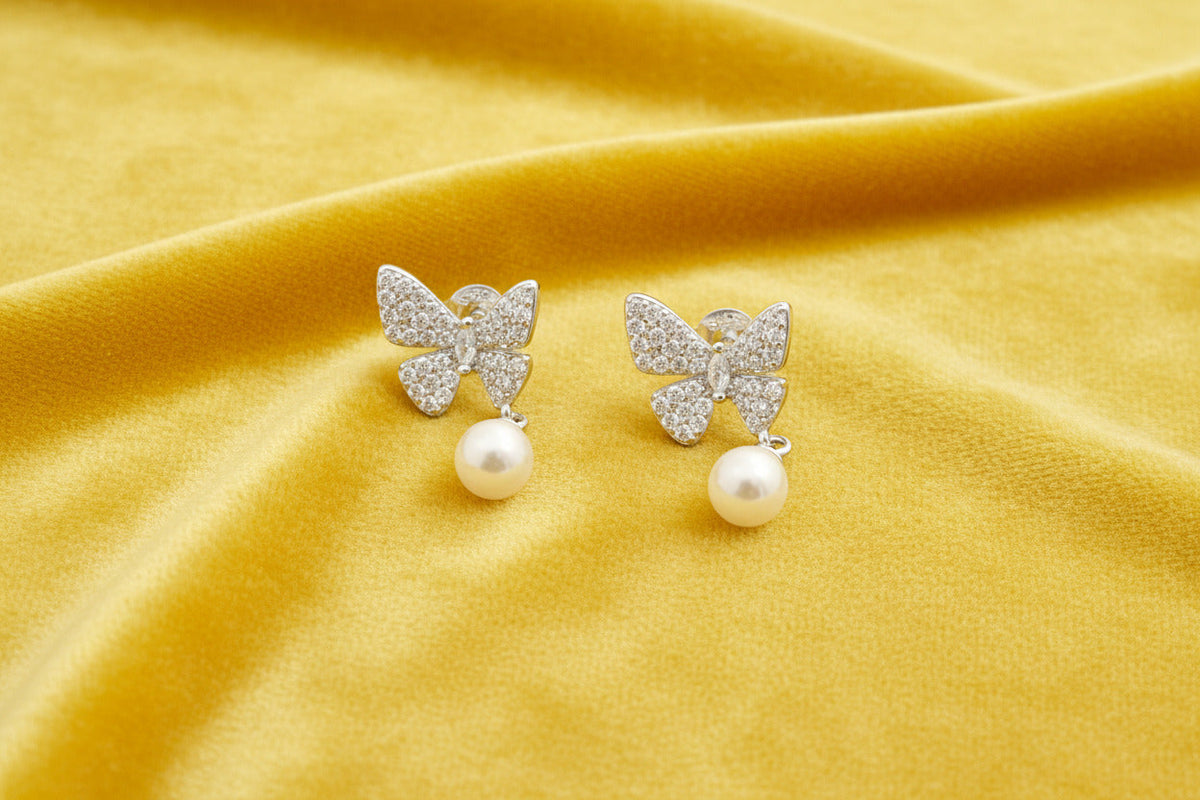 Butterfly Pearl Pendant Set