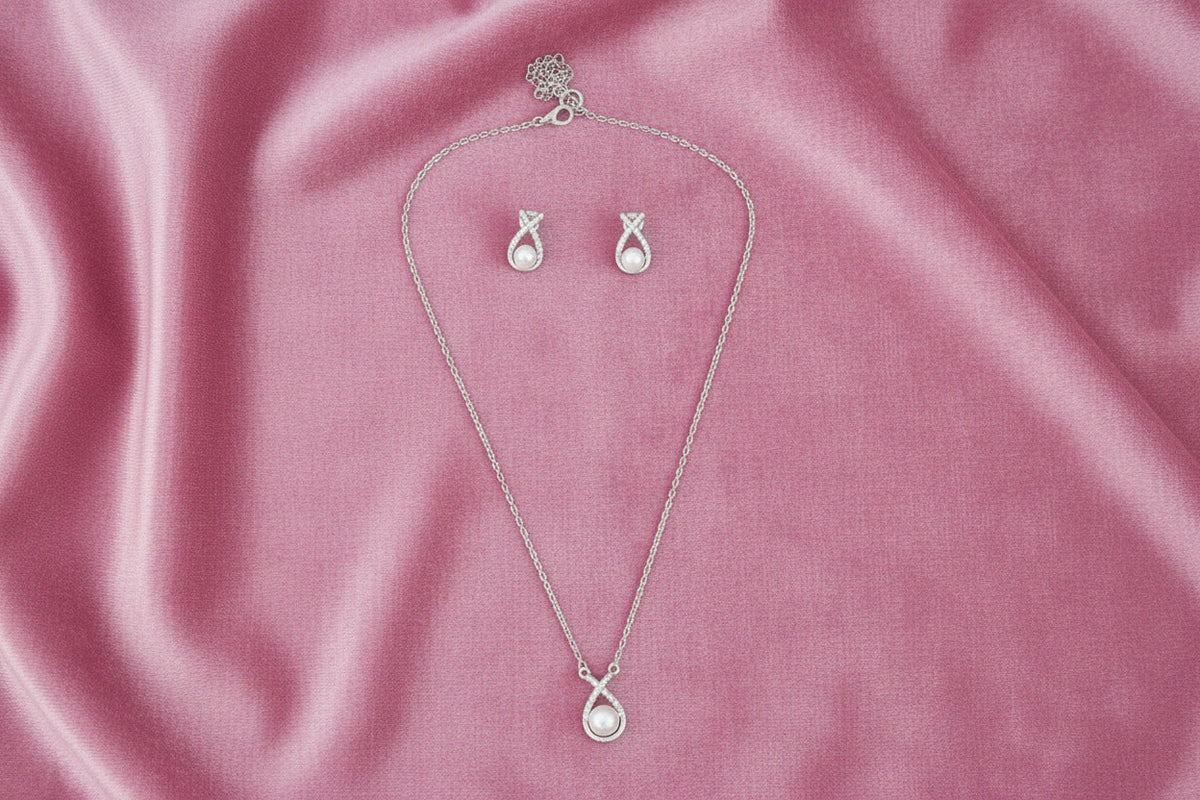 Infinity Pearl Pendant Set