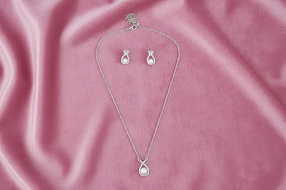 Infinity Pearl Pendant Set