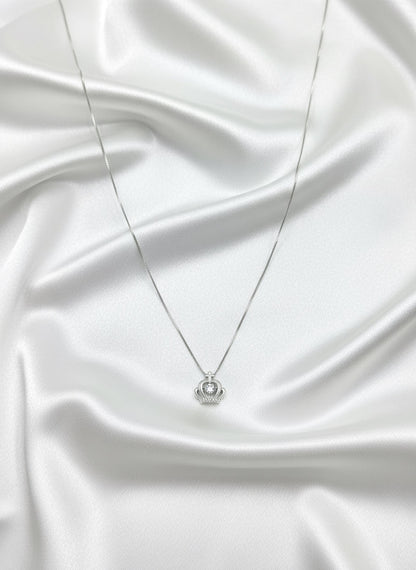 Faithful Crown Silver Pendant