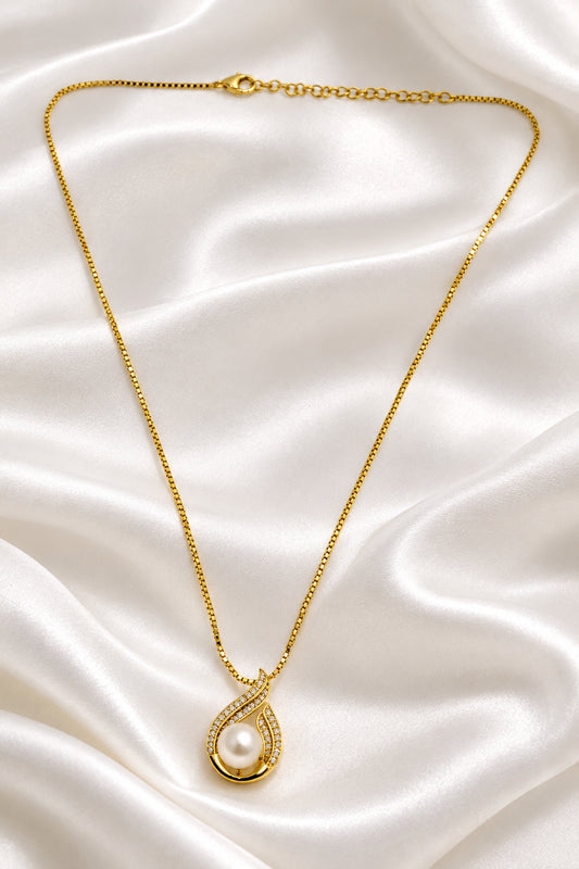Pearl Grace Necklace