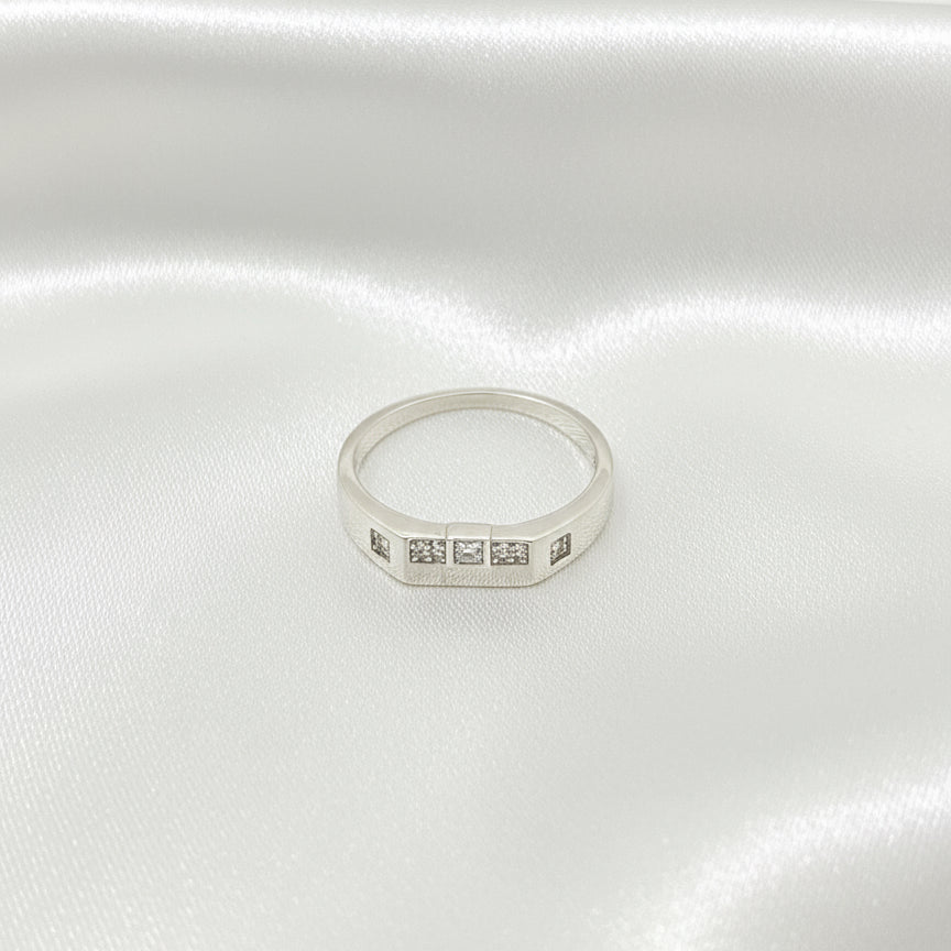 Sovereign Crest Men’s Silver Ring