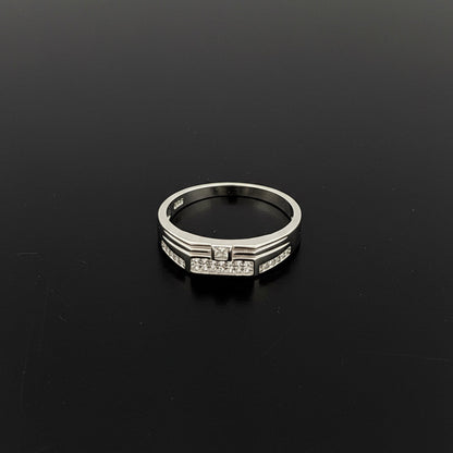 Regal Grid Men’s Silver Ring