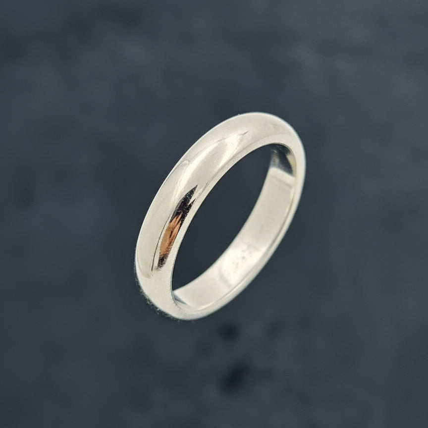Pure Edge Men’s Silver Band