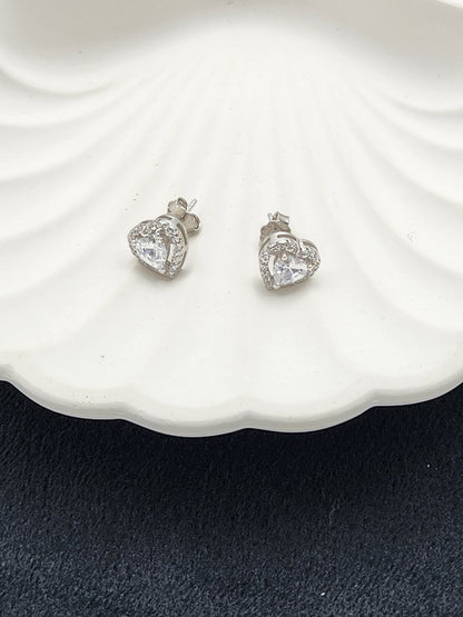 Amour Halo Studs