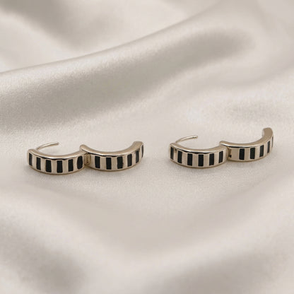 Black Stripe Bali