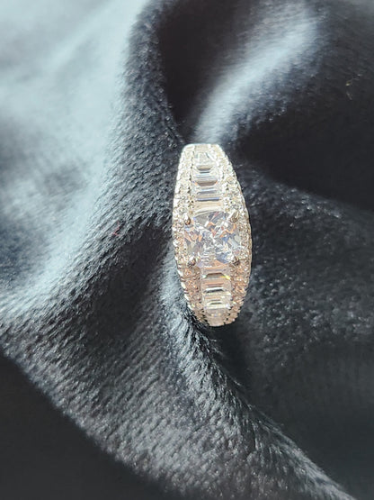 Regal Prism Silver Ring