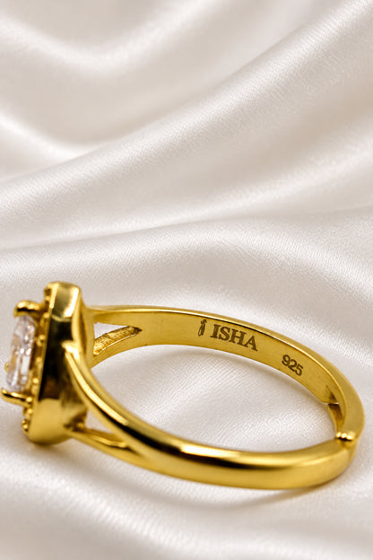 Elegant Teardrop Ring