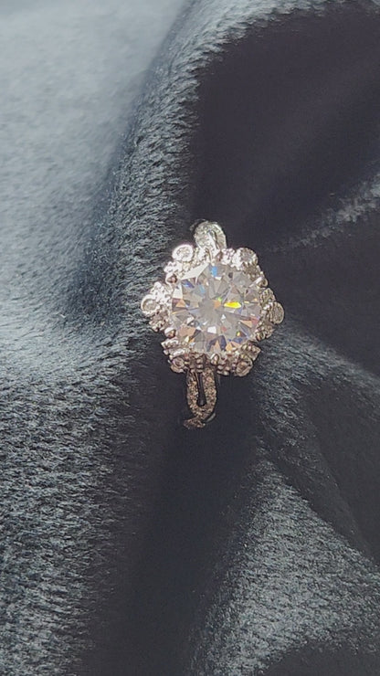 Aurora Petal Solitaire Silver Ring
