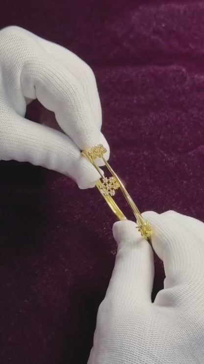 Golden Bloom Crystal Bracelet