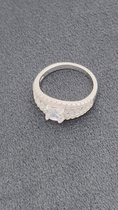 Regal Prism Silver Ring