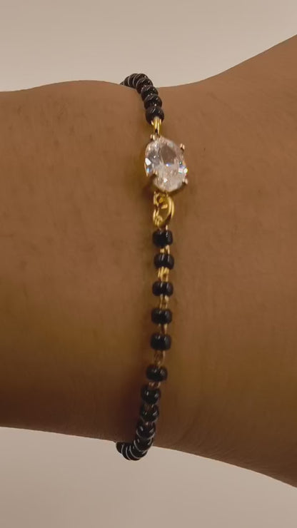 Slim Noir Mangalsutra Bracelet